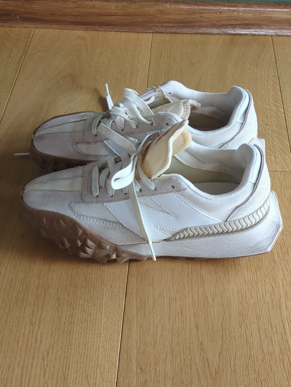 New Balance UXC72RD Size EU 38.5